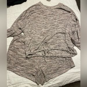 Very soft and stretchy sleep set.